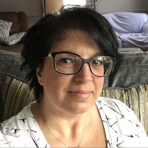 Meet your Posher, Jenn